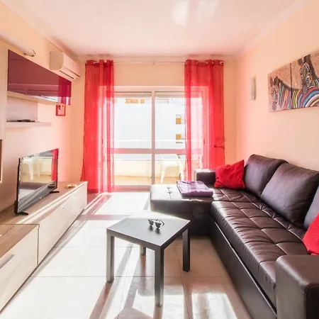 Apartamento Com Vista Mar A 100 Metros Da Praia Apartment *
